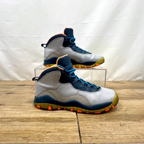AIR JORDAN 10 RETRO Youth Size‎ 7 BOBCATS KD 310806-026 WOLF GREY ORANGE BLUE - Picture 1 of 11